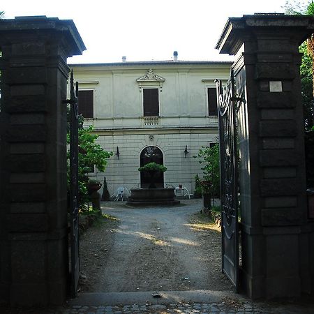 B&B Villa Gualterio Bolsena Kültér fotó